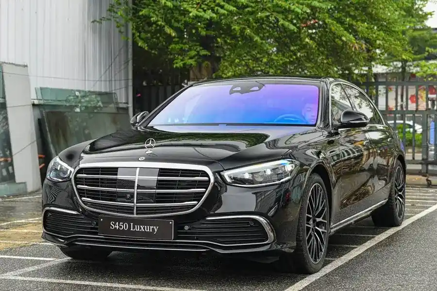 Hãng xe ô tô Mercedes-benz