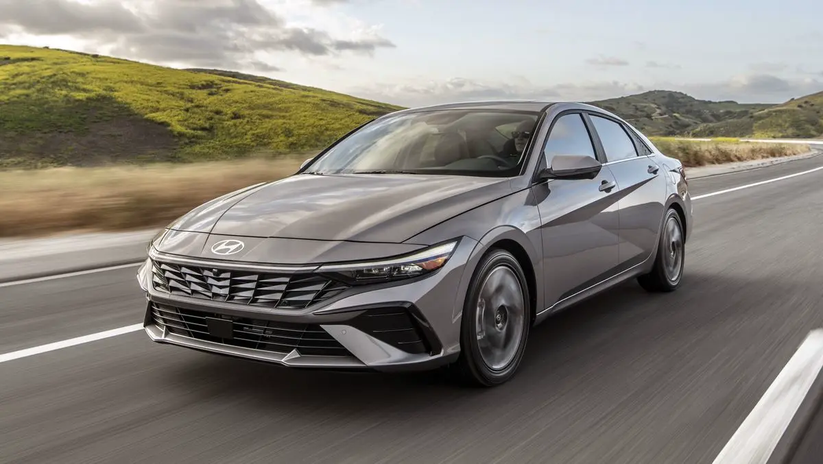 Hyundai Elantra 2024