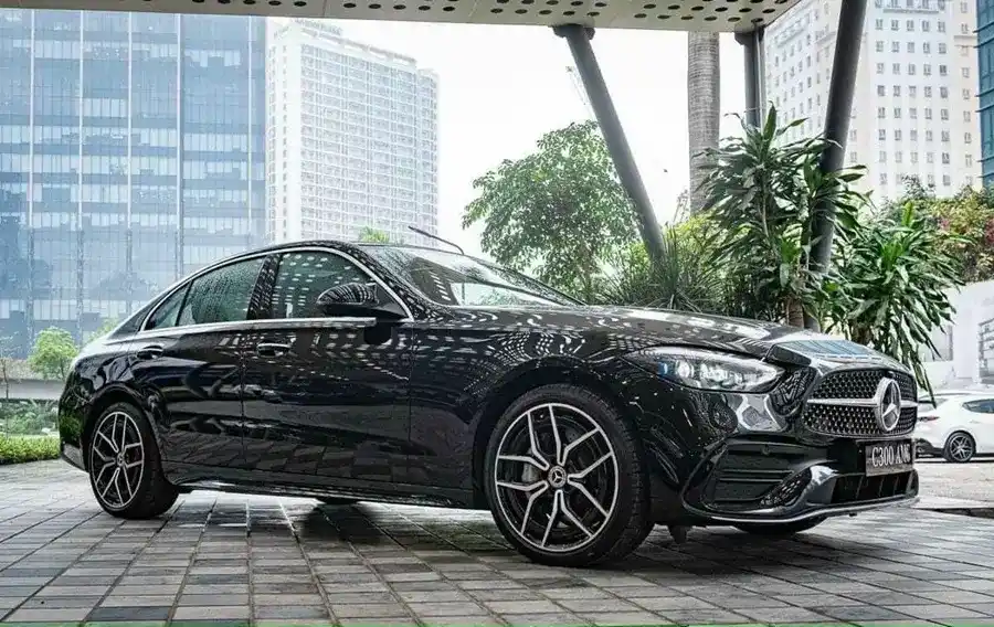 Mercedes C300 AMG 2024