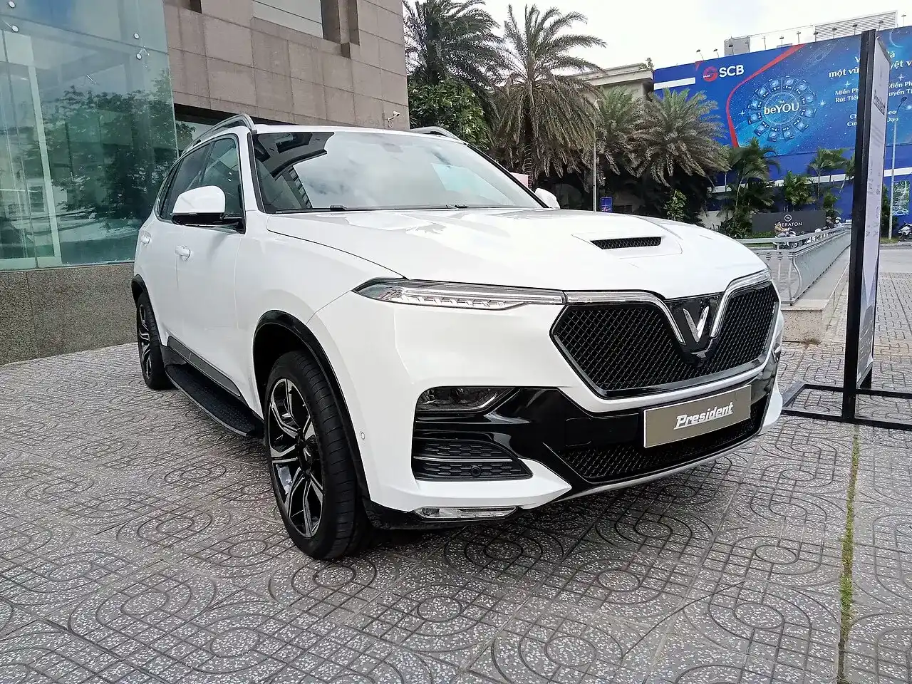 VinFast President (7 chỗ cao cấp)