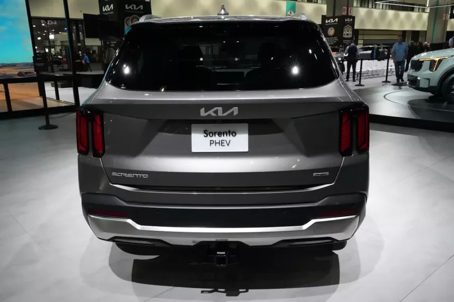 So sánh Kia Sorento với các đối thủ cùng phân khúc SUV 7 chỗ