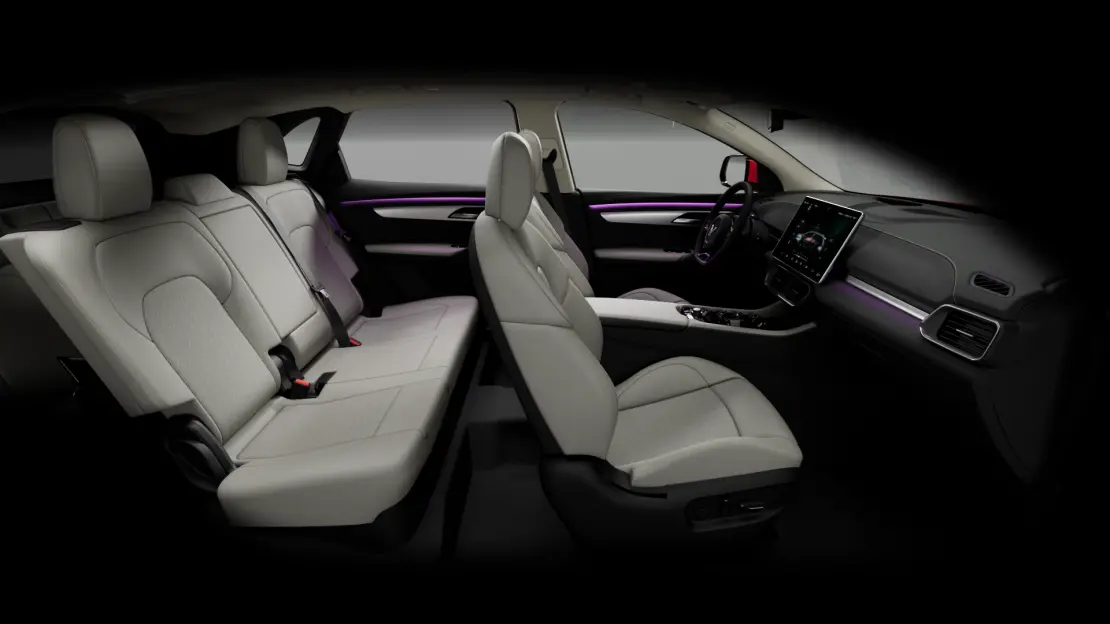 Khoang hành khách Vinfast VF8 2024