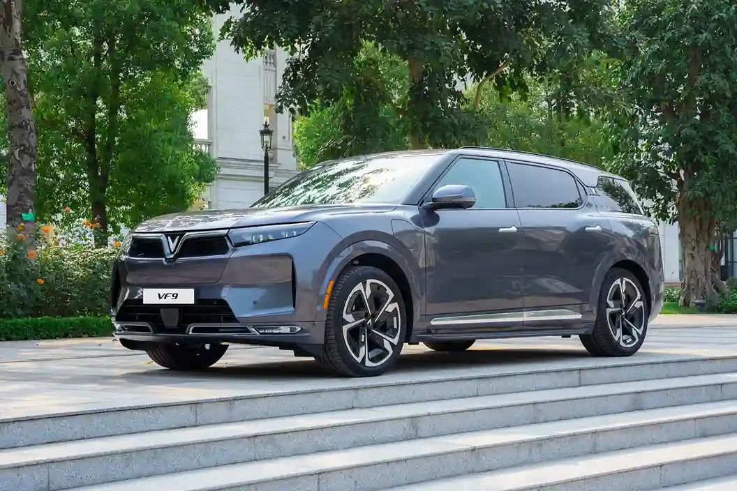 VinFast VF9