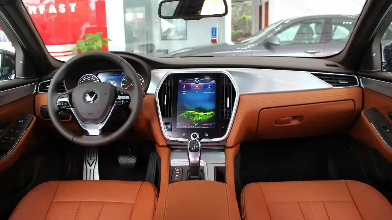 Vinfast lux a2.0 turbo (bản nâng cao)
