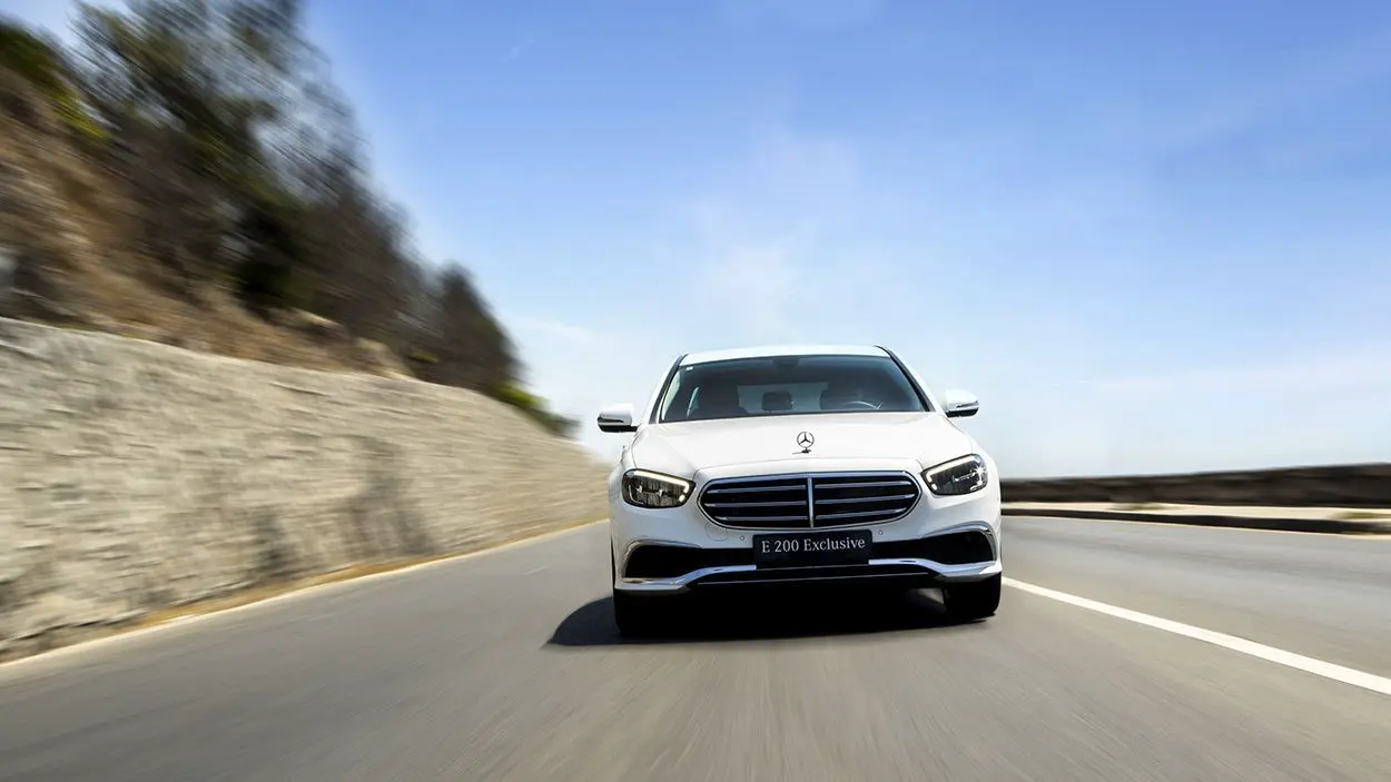 động cơ Mercedes E200