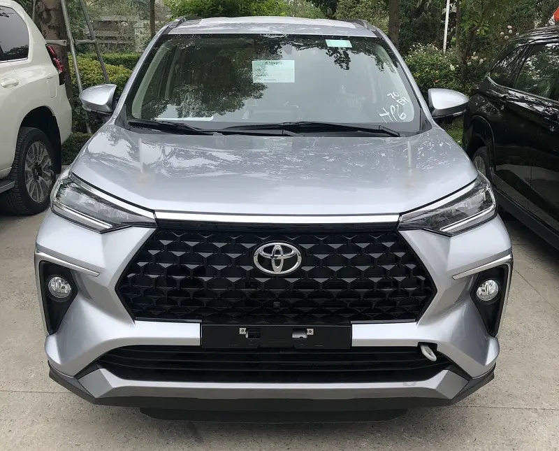 Veloz Cross và Veloz Cross Top