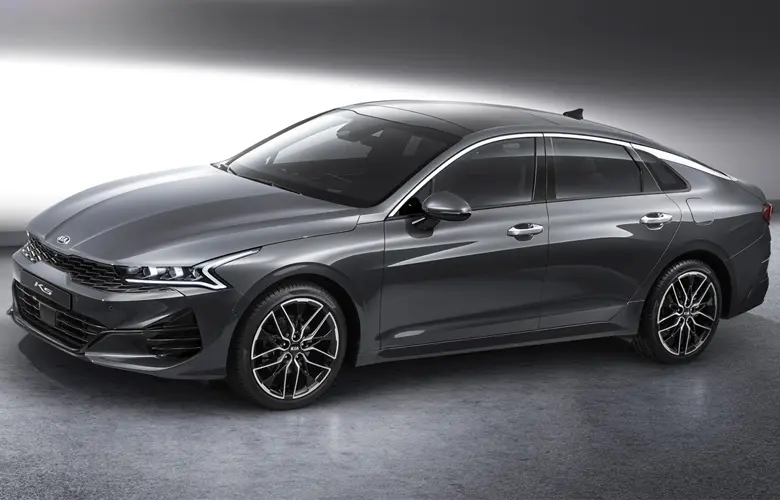 Kia K5 2.0 Premium là một lựa chọn hấp dẫn với mức giá 909.000.000₫.