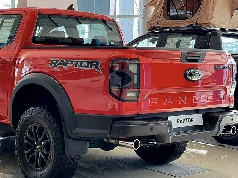 đuôi xe Ford Ranger Raptor