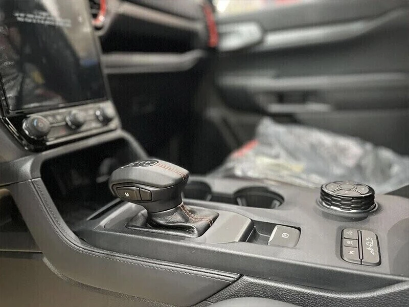 tiện nghi Ford Ranger Raptor