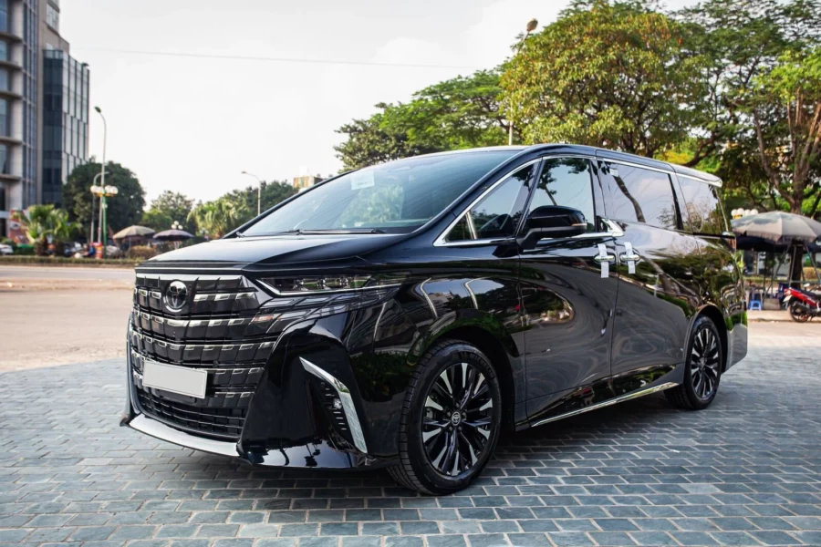 Ngoại thất Toyota Alphard