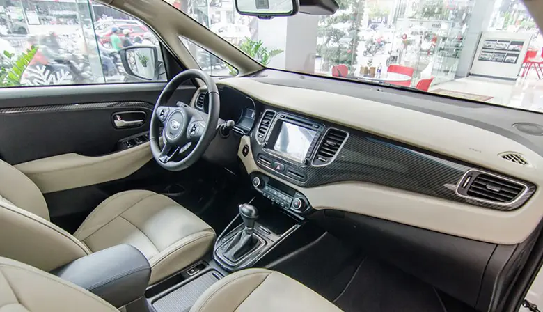 Nội thất Kia Rondo