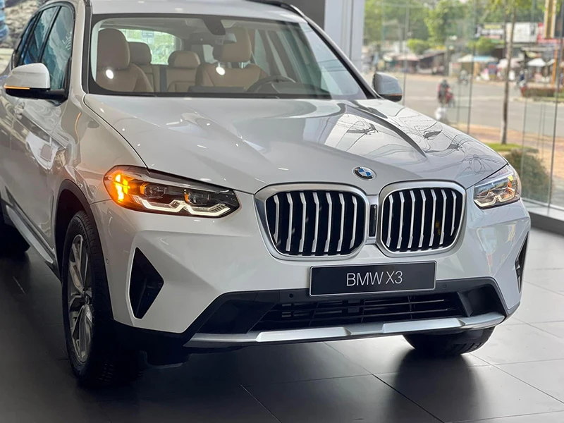 đầu xe BMW X3
