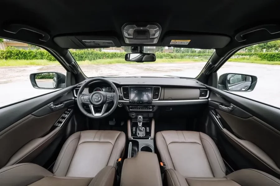 Đánh giá nội thất Mazda BT-50