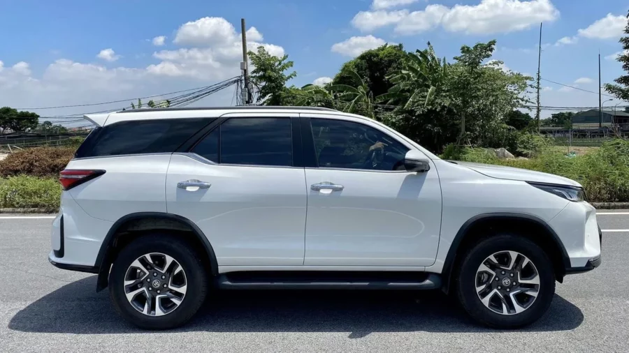 Đánh giá ngoại thất fortuner legender 2023