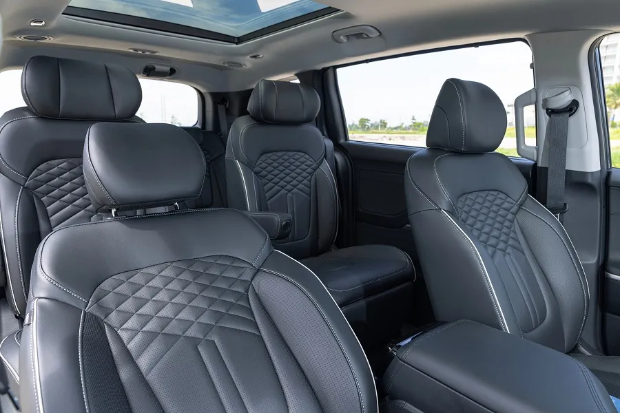 Đánh giá nội thất Hyundai Custin 2024