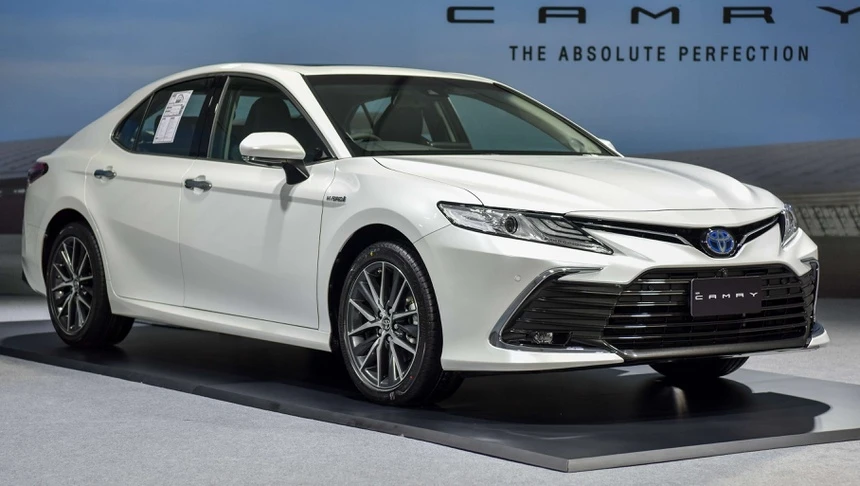 Toyota Camry 2.5HV