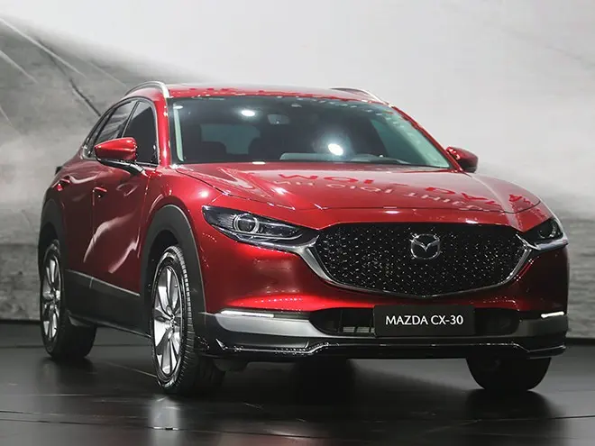 đầu xe Mazda CX-30 2024