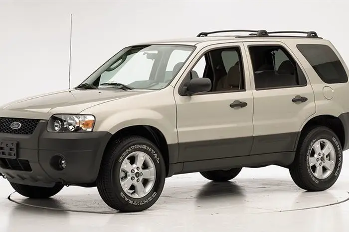 Ford Escape (2004-2006)