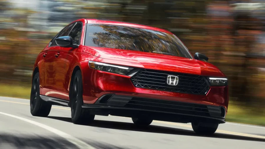 Giá xe Honda Accord 2024 tại thị trường Việt Nam dao động từ 1.319.000.000 VNĐ đến 1.329.000.000 VNĐ