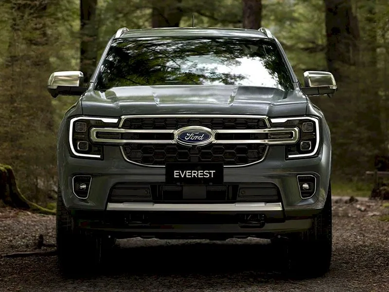 Đánh giá ngoại thất Ford Everest Ambiente