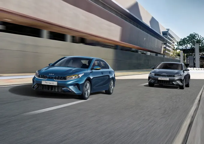 Động cơ KIA K3 Luxury và KIA K3 Premium